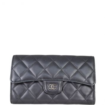 Chanel Classic Flap Wallet Front