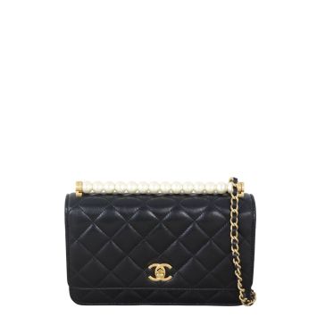 Chanel Chic Pearls Wallet on Chain