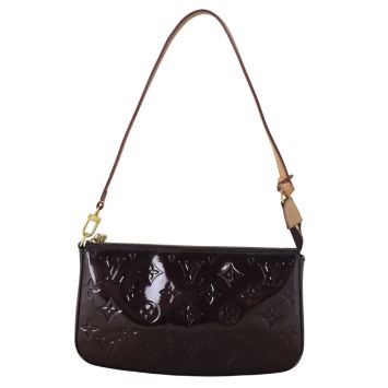 Louis Vuitton Pochette Accessoires Monogram Vernis