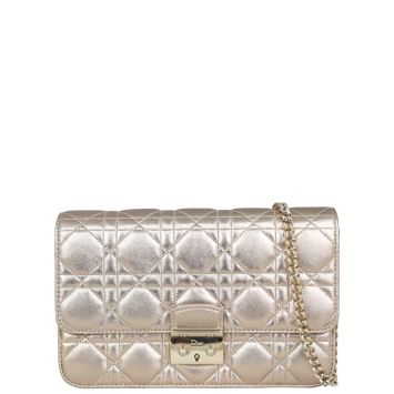 Miss Dior Promenade Pouch Front
