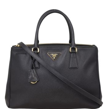 Inside Gigi Hadid's bag: What's in Gigi's glossy Prada Cleo tote? | Vogue  India