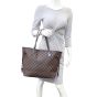 Louis Vuitton Neverfull MM Damier Ebene Mannequin