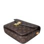 Louis Vuitton Pochette Metis Monogram Corner Distance