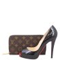 Louis Vuitton Zippy Epi Organizer Scale
