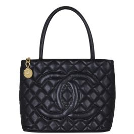 12475ch_chanel_medallion_tote_