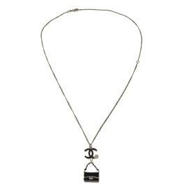 Chanel black enamel cc logo pendant necklace store