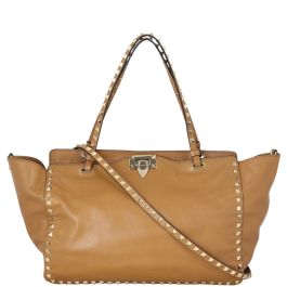 【VALENTINO】 Rockstud Medium Tote Bag Valentino Rockstud Tote Medium