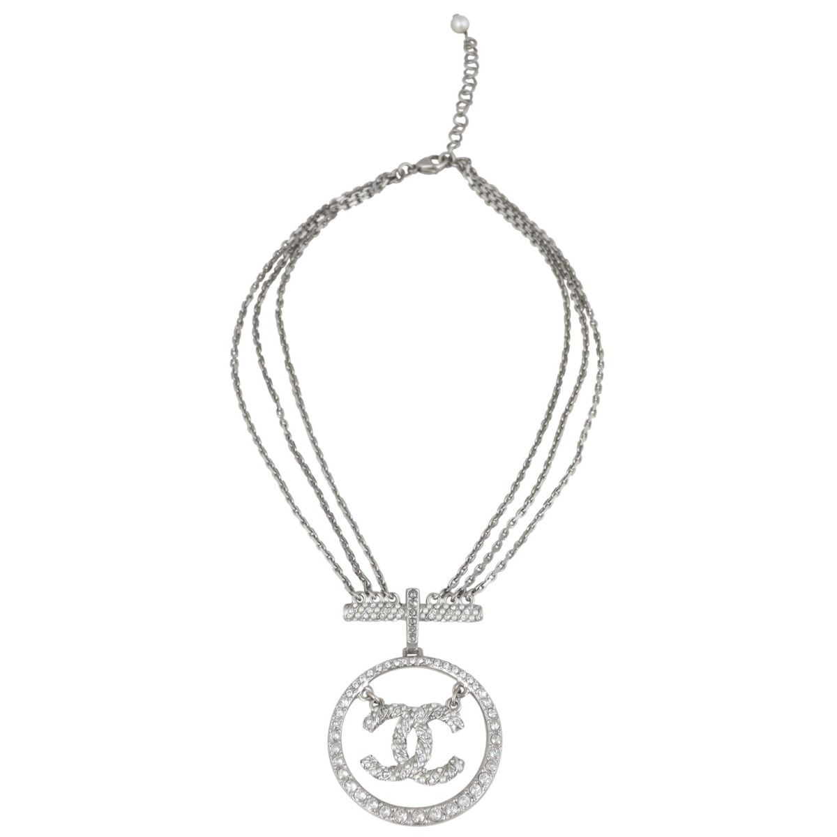 Chanel circle necklace store