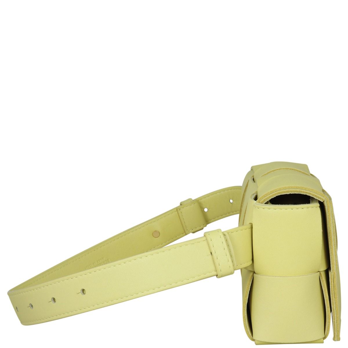 【BOTTEGA VENETA】CASSETTE BELT BAG Bottega Veneta Black Paper Cassette Belt Bag Bottega Veneta