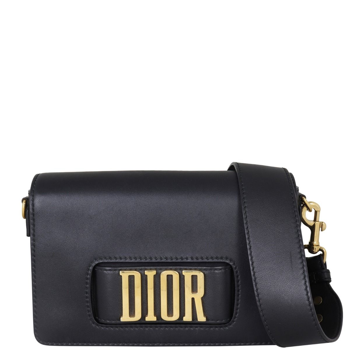 Dior flap bag with slot 2025 handclasp
