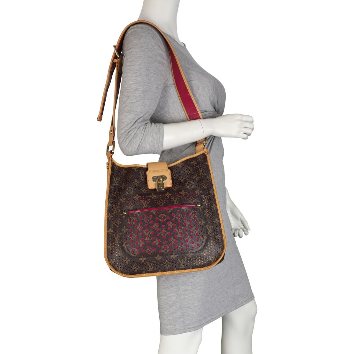 Lv perforated musette 2025
