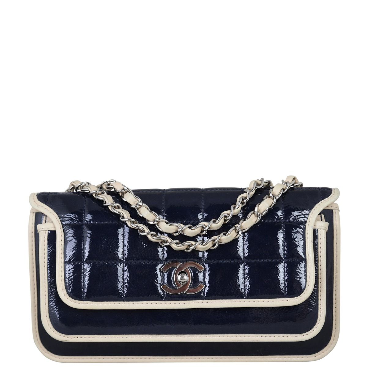 Chanel chocolate bar shoulder bag clearance