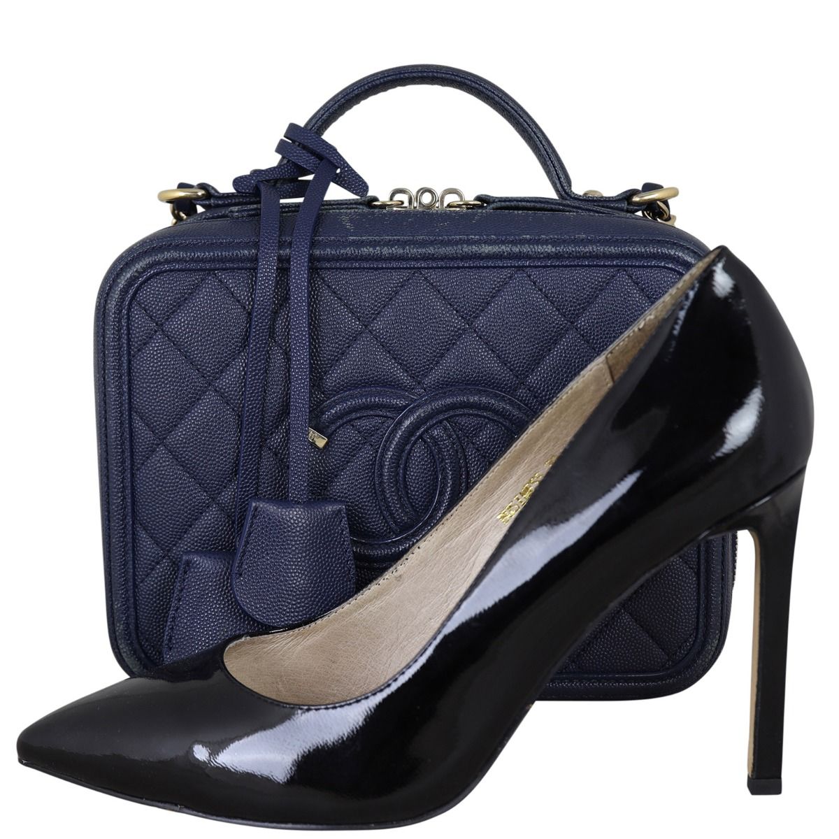 Chanel vanity case medium sale