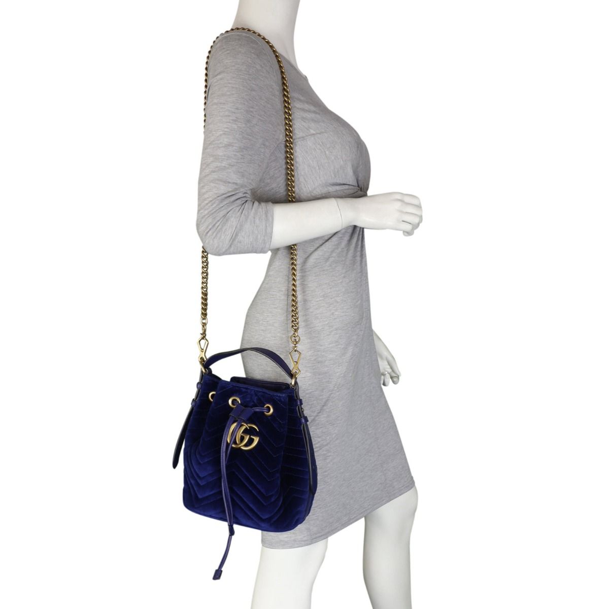 Gucci marmont velvet bucket bag hot sale