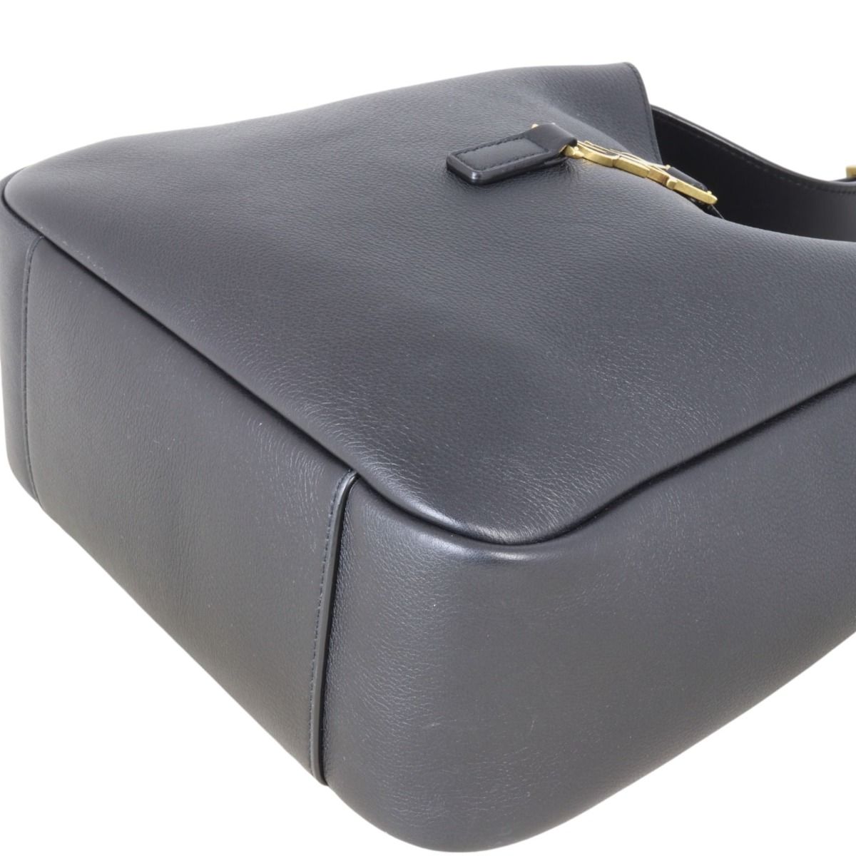 Saint Laurent Le 5 a 7 Soft Small Shoulder Bag