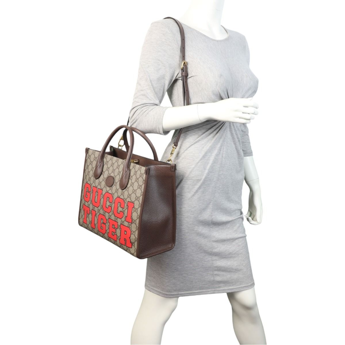 Gucci Tiger GG Supreme Interlocking G Tote Small
