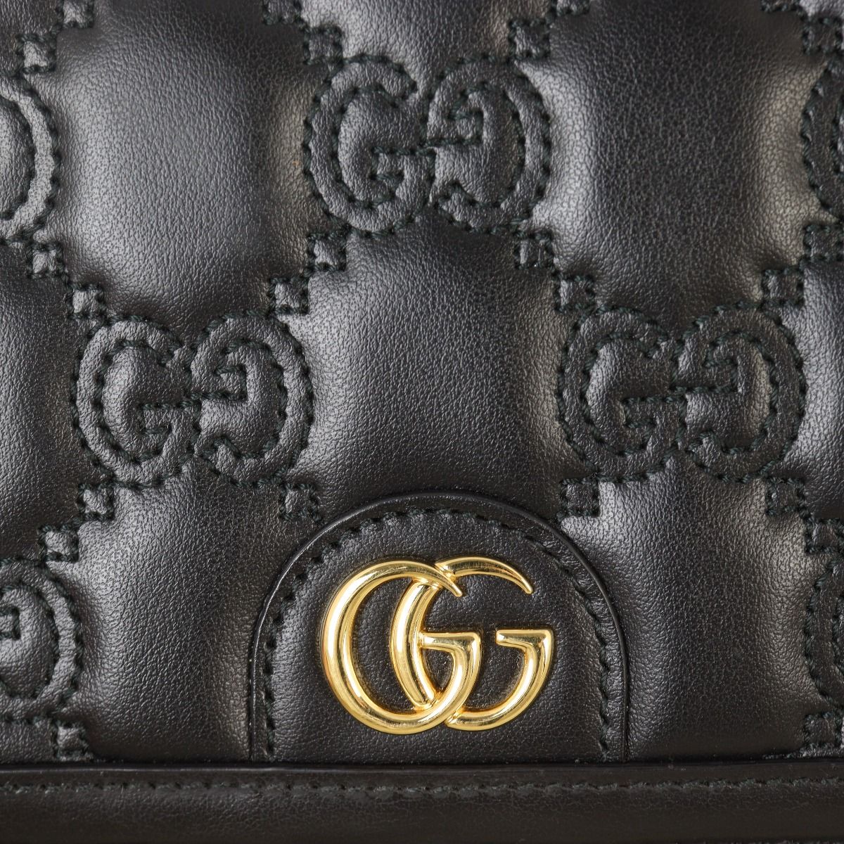 GUCCI＊GG MATELASSE CHAIN WALLET チェーンウォレット＊送料込 GUCCI GG Matelasse Leather Chain Wallet Black Shoulder Bag