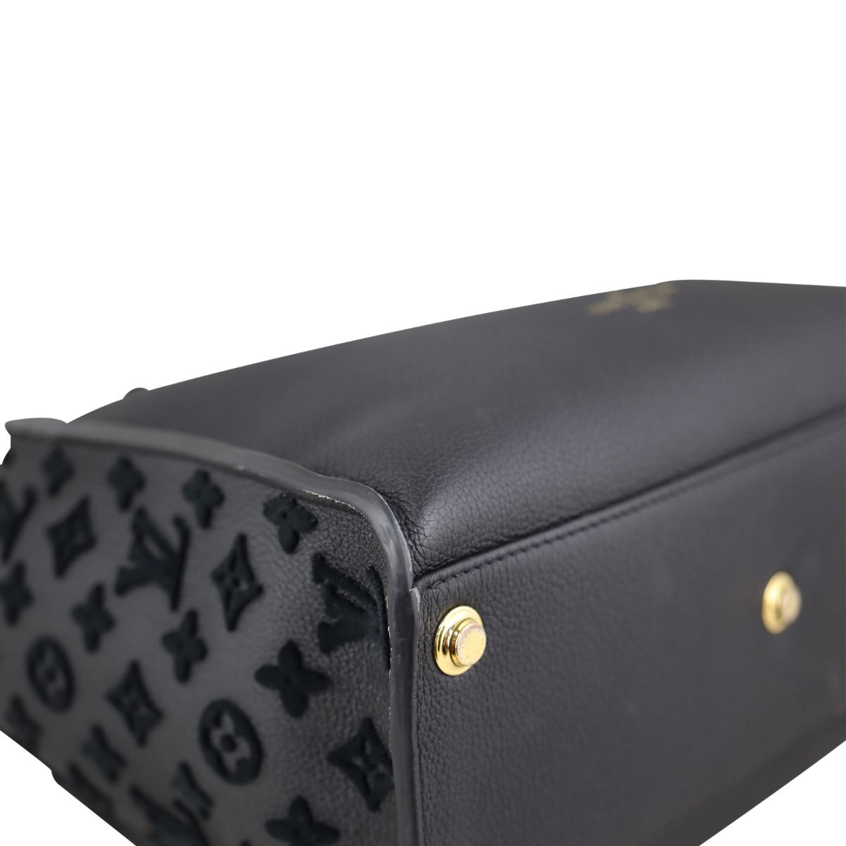 Louis Vuitton Monogram Tuffetage On My Side MM - Black Totes, Handbags -  LOU713761
