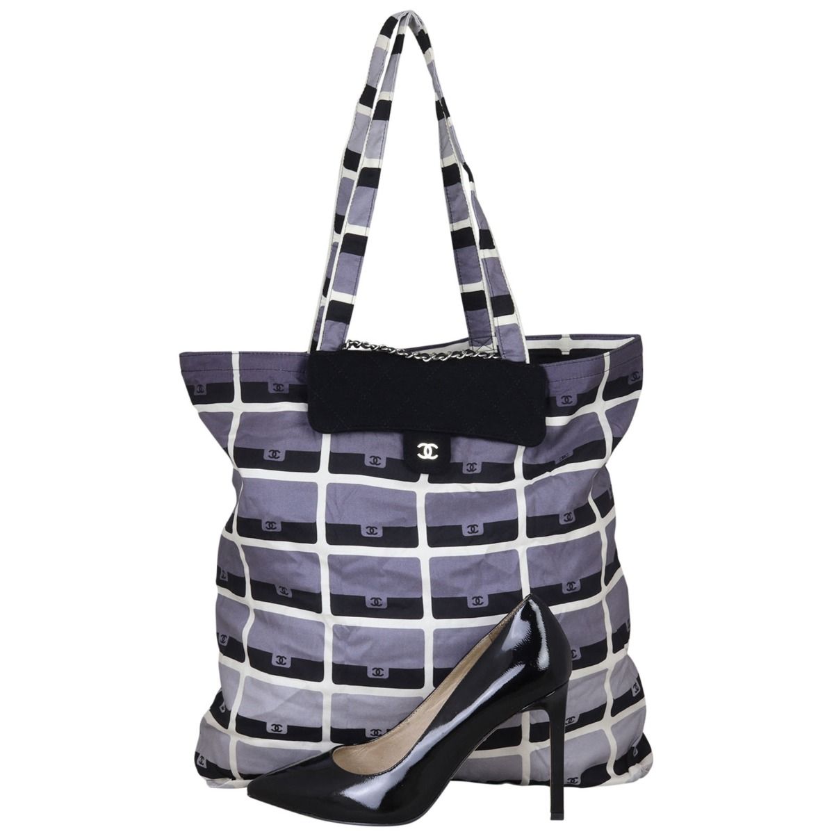 Chanel fabric tote 2025