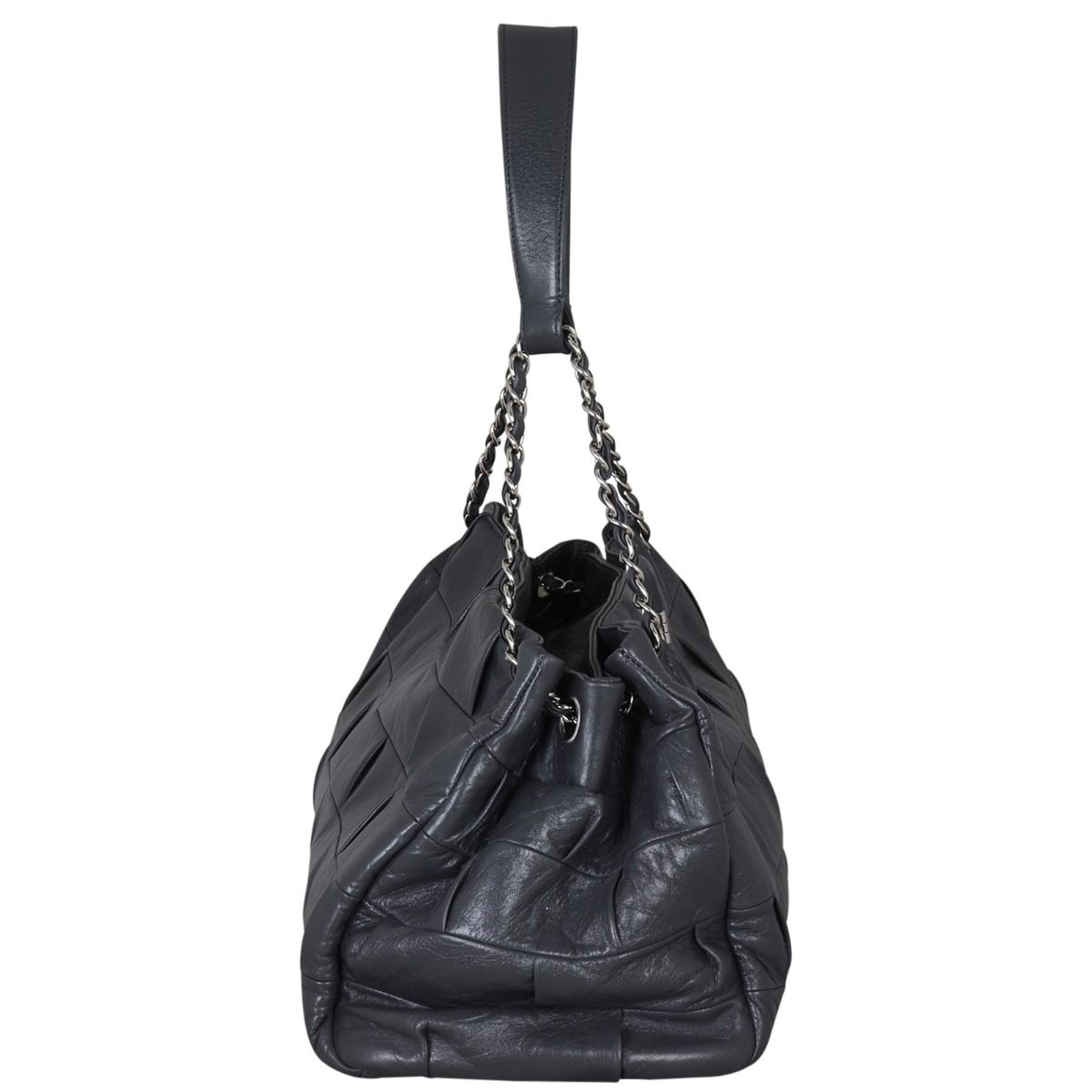 Chanel accordion bucket bag new arrivals