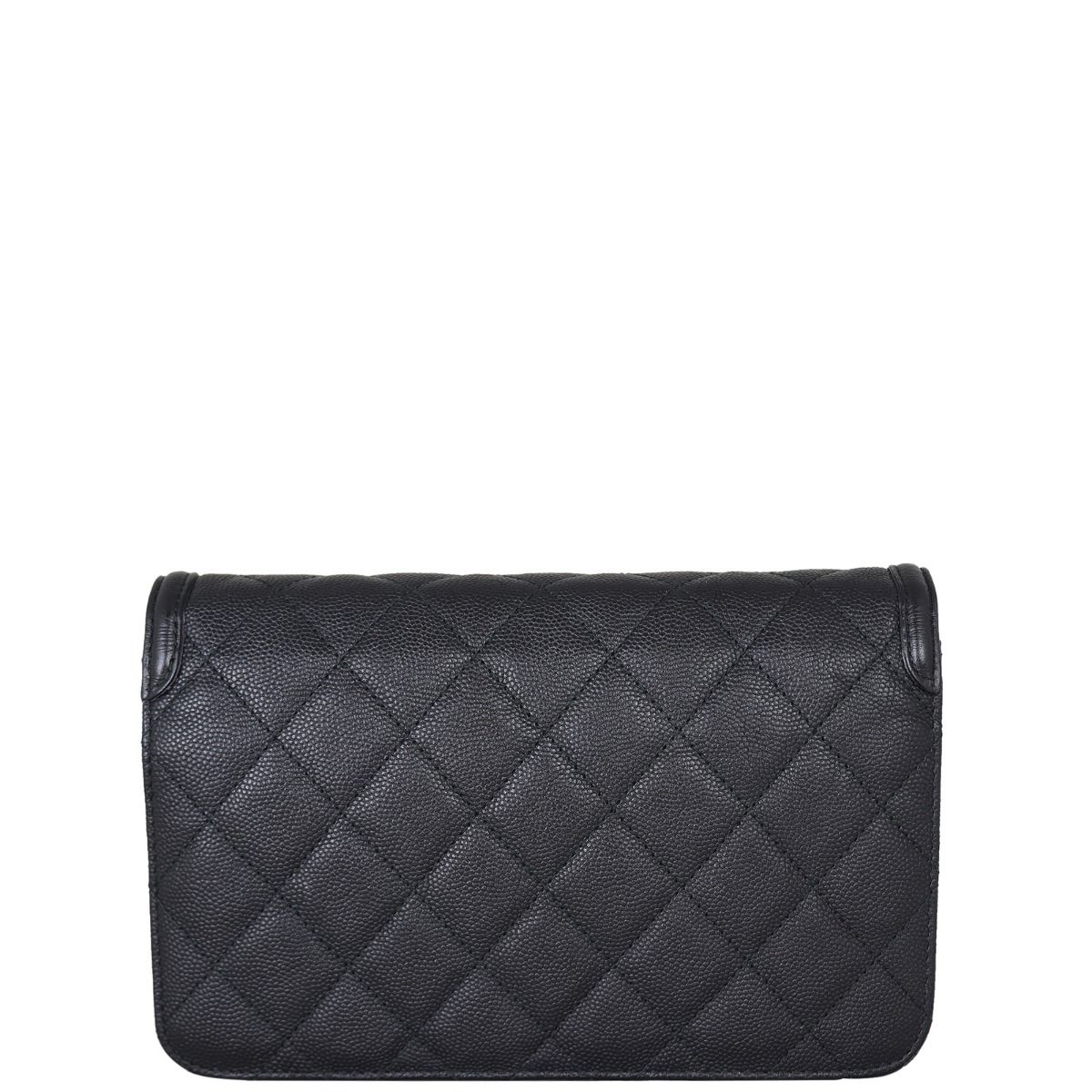 Chanel CC Filigree Wallet on Chain