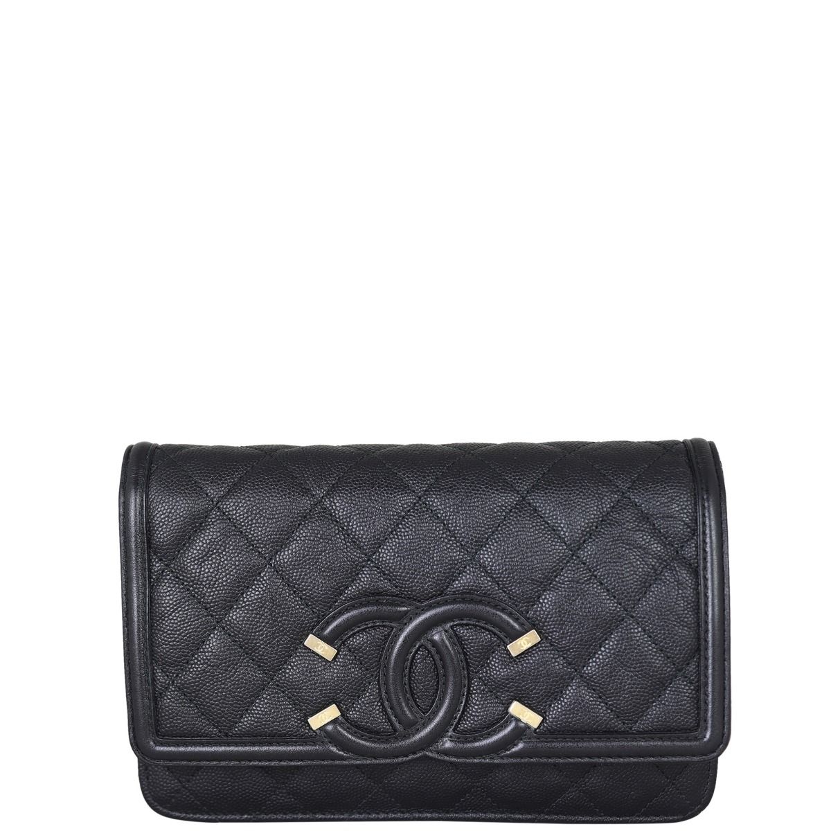 Chanel CC Filigree Wallet on Chain