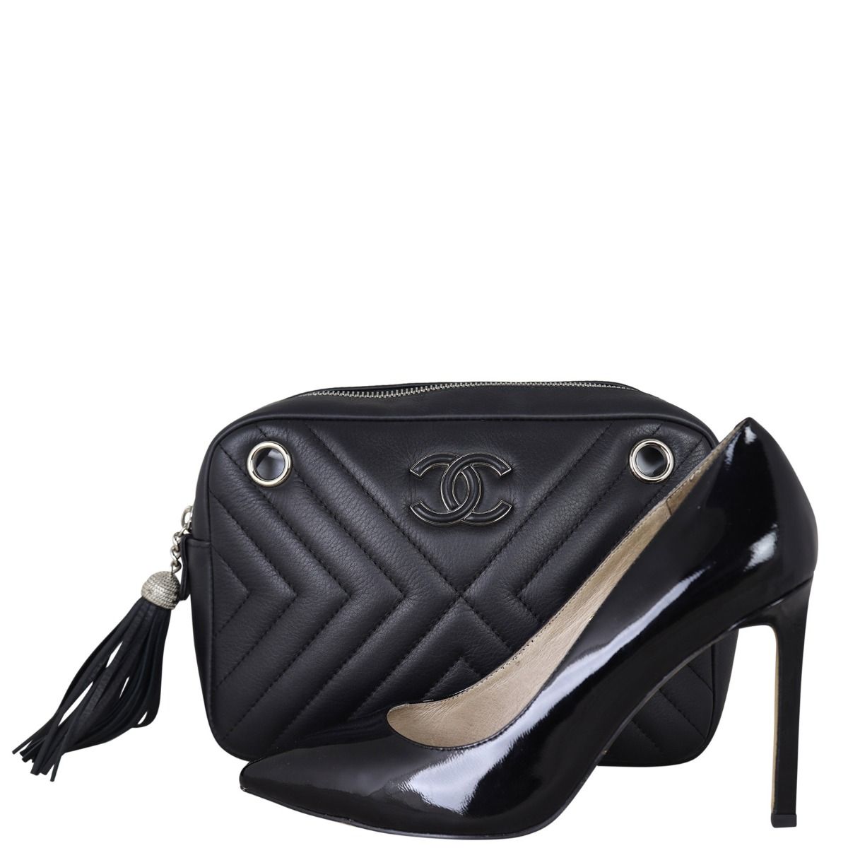 Chanel chevron camera bag hotsell