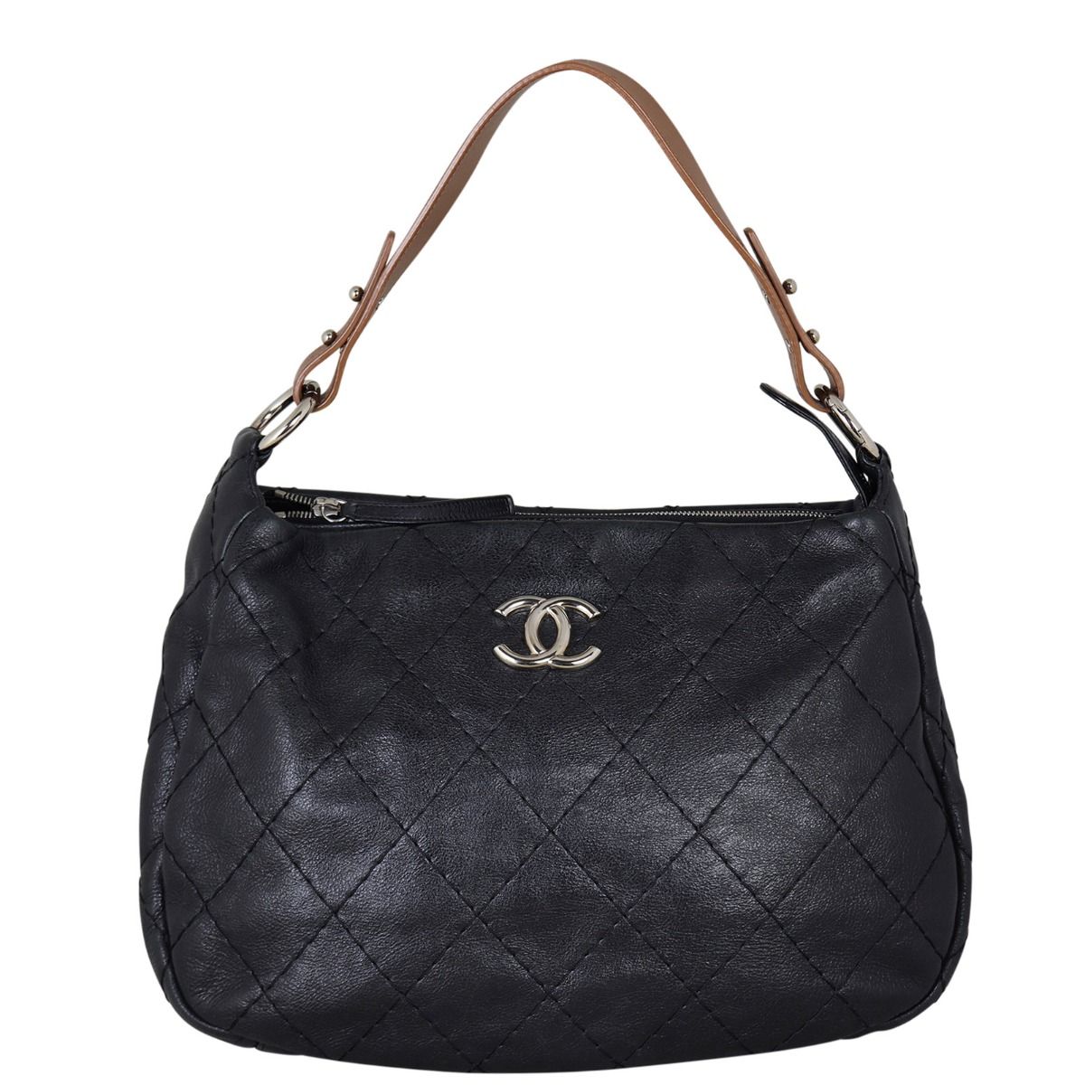 Chanel On The Road Hobo