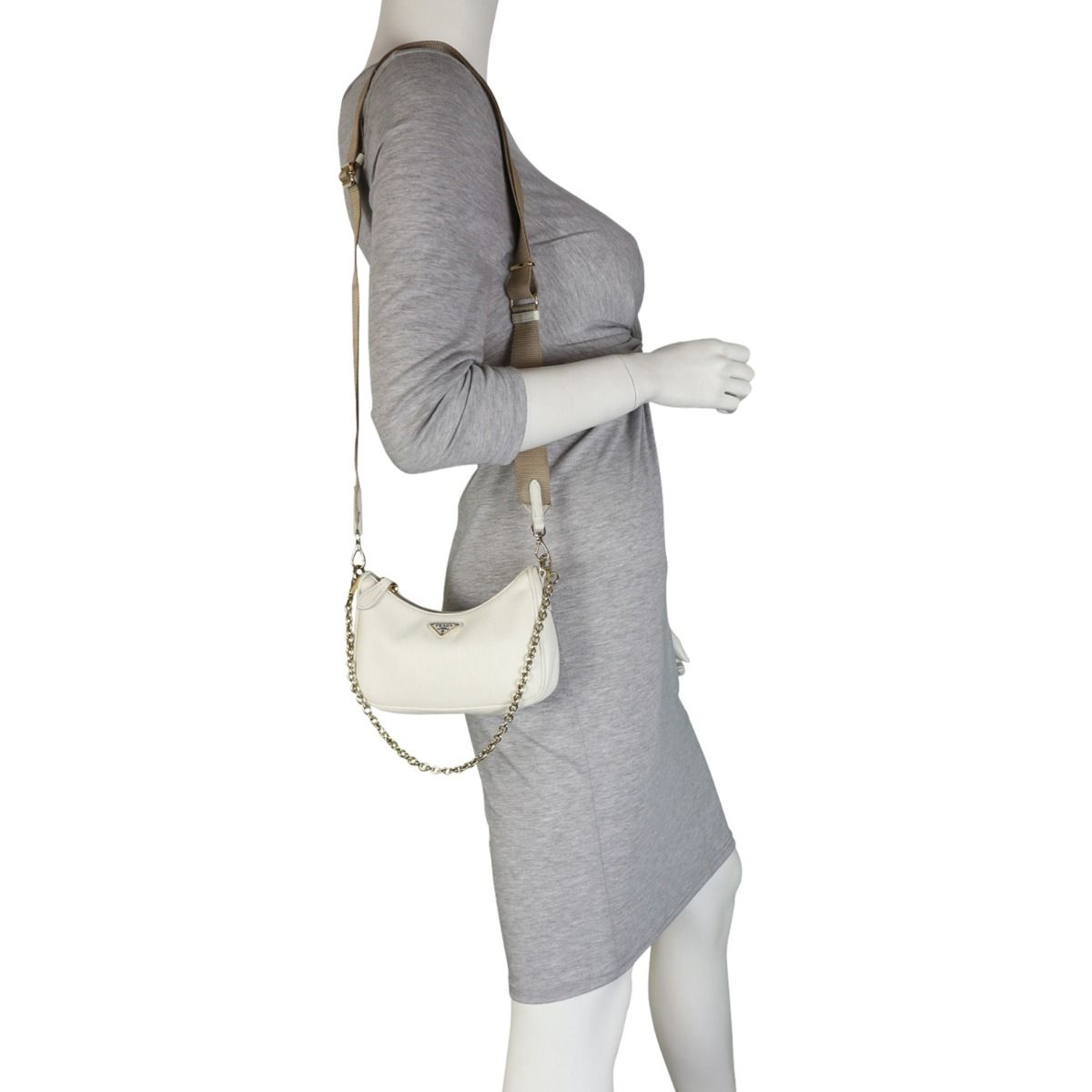 【関税込み】PRADA Re-Edition mini Saffiano shoulder bag Black Prada Re-Edition Saffiano leather mini-bag | PRADA