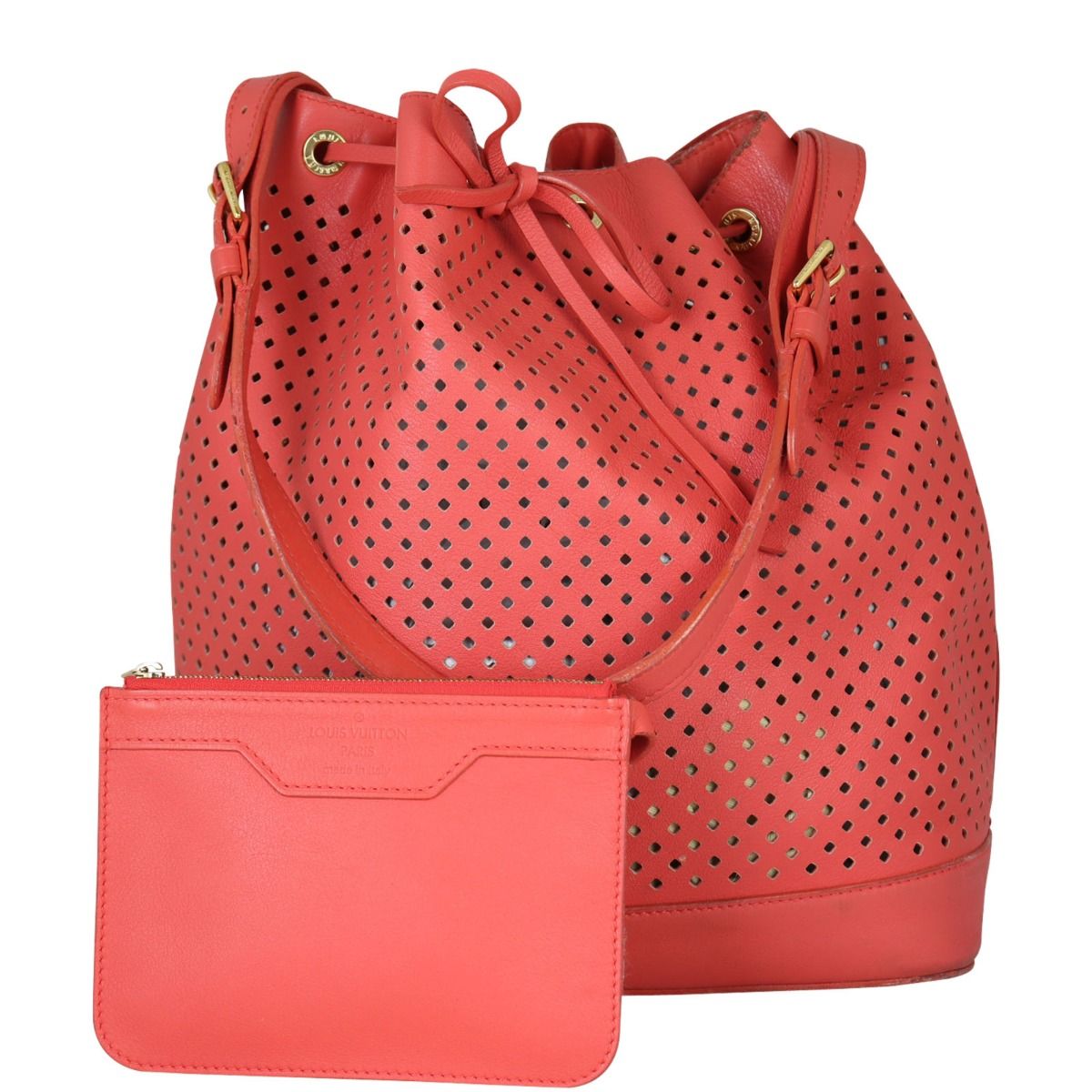 Noé pouch sales
