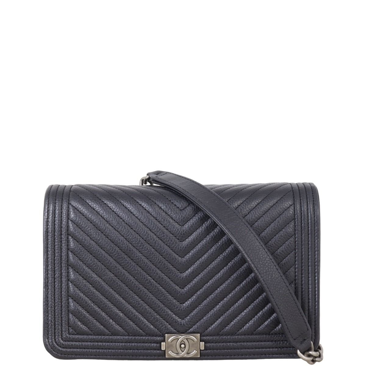 Chanel chevron wallet on chain discount
