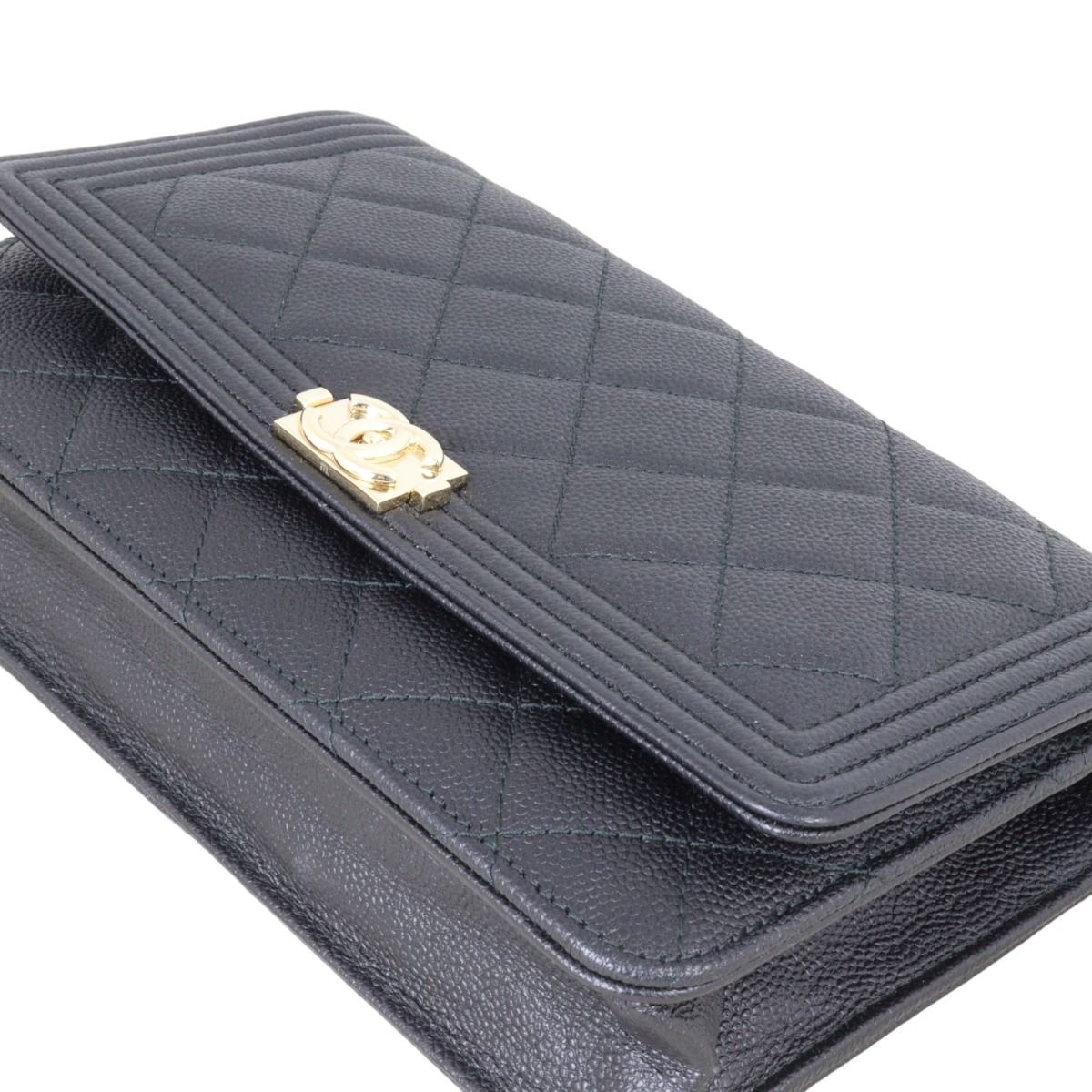 【BOY CHANEL】大人エレガント！ウォレットオンチェイン Boy chanel チェーンウォレット - グレインド シャイニー カーフ