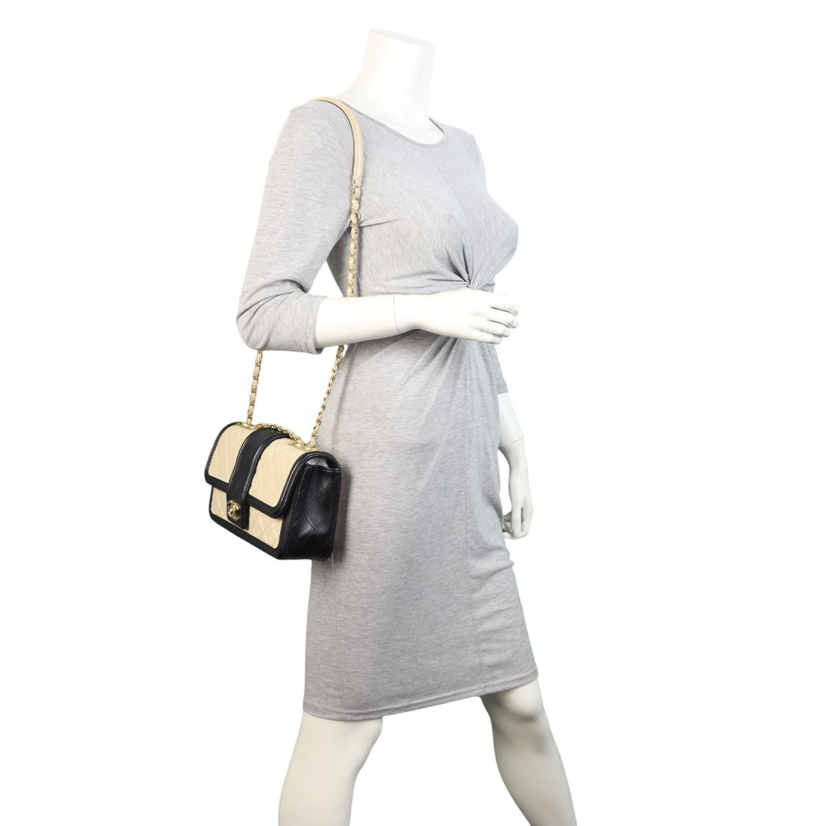 Chanel Elegant CC Flap Bag Medium