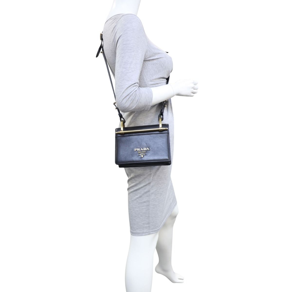 Prada city calf pionnière bag clearance