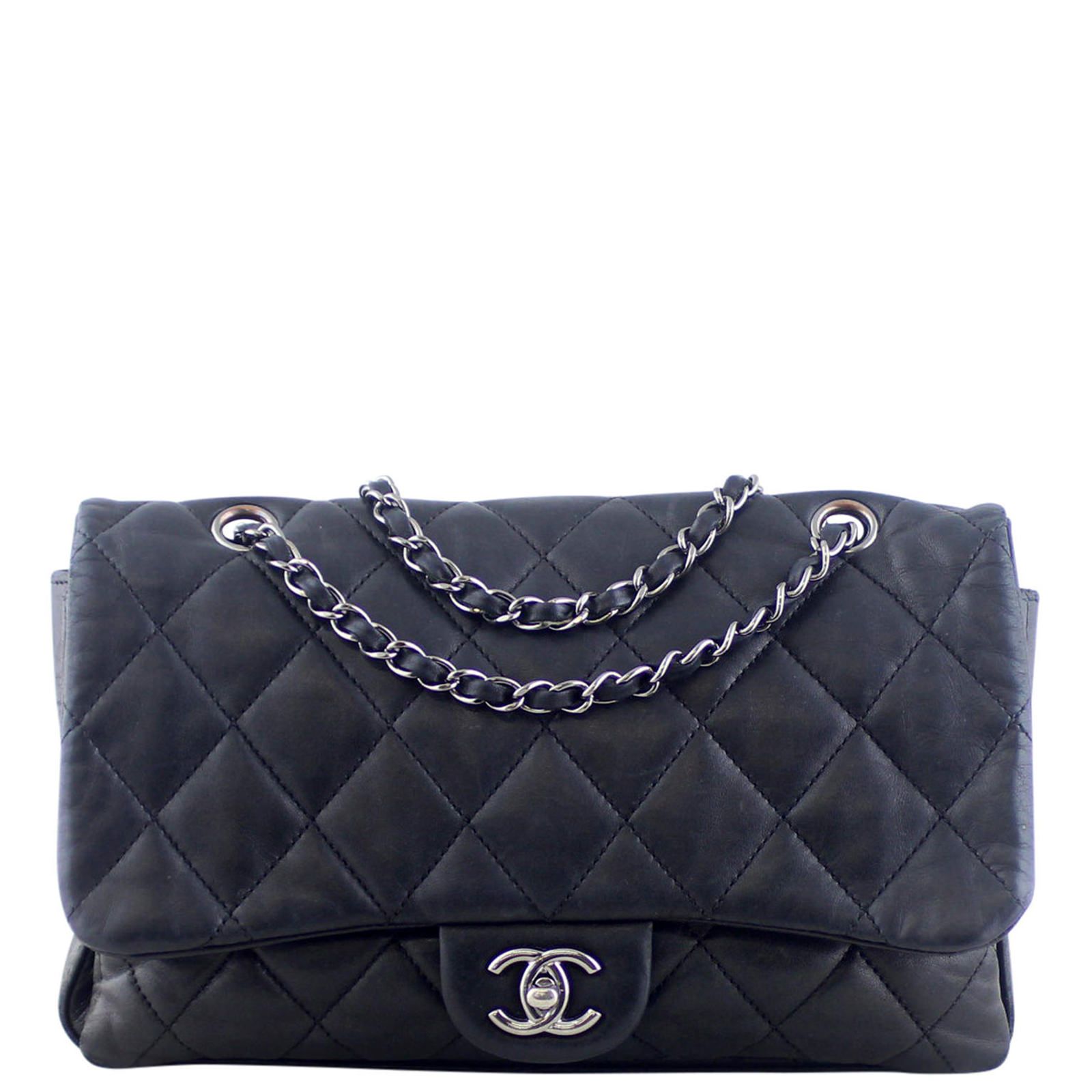 Chanel soft flap bag 2025
