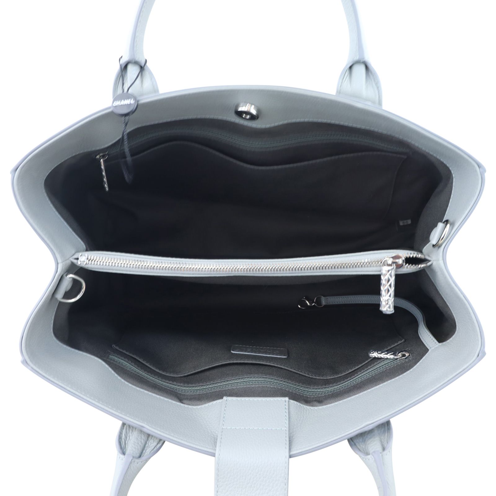 Chanel Neo Executive Medium Tote Chanel Neo Executive Medium Tote