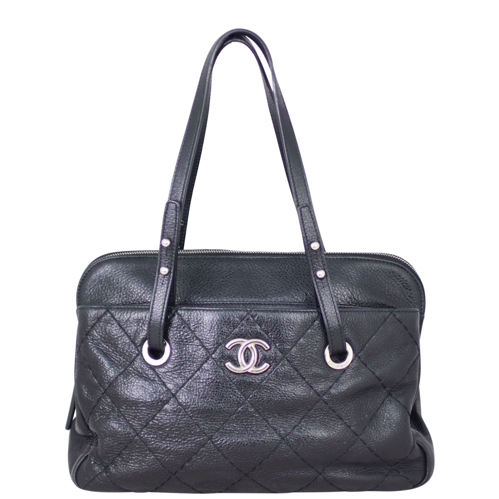Chanel on the road tote shop