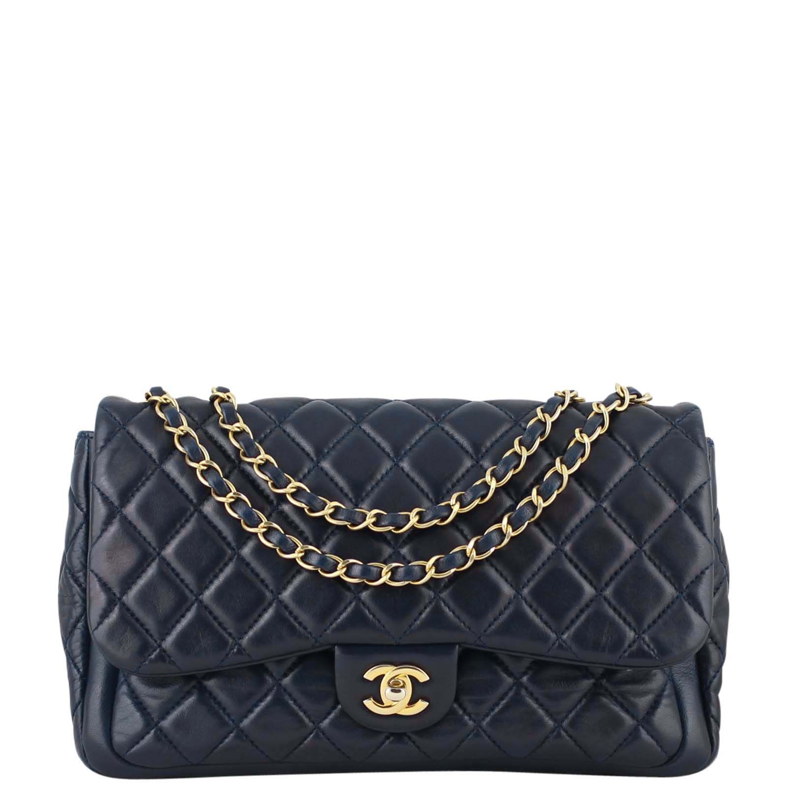 Chanel navy quilted bag outlet
