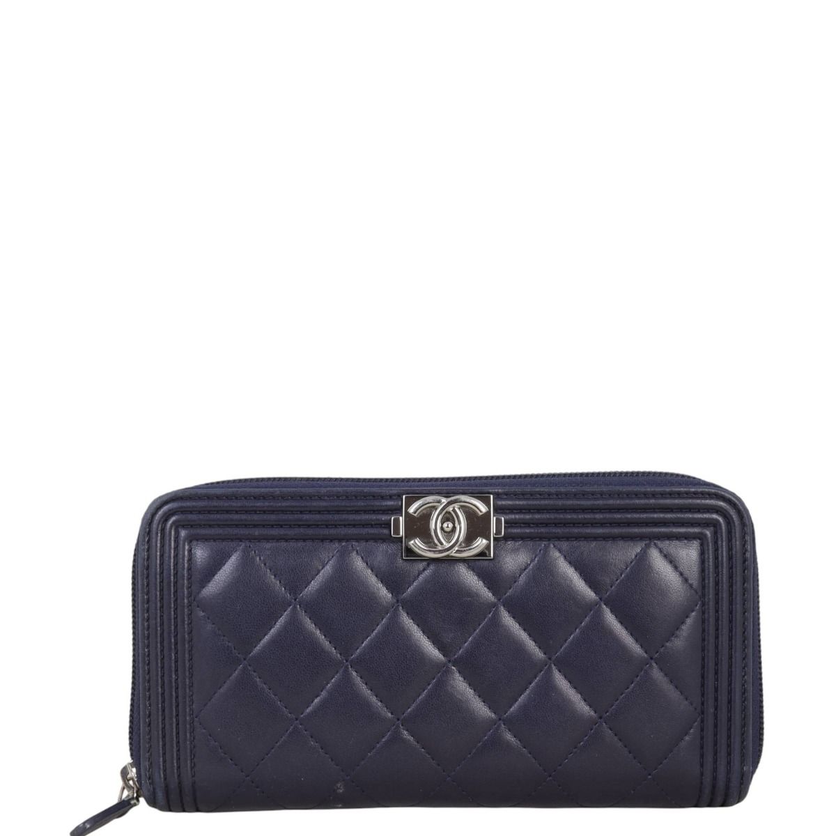 Chanel boy zipped wallet top