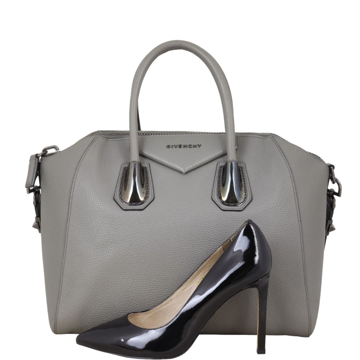 Givenchy antigona medium gray 2025