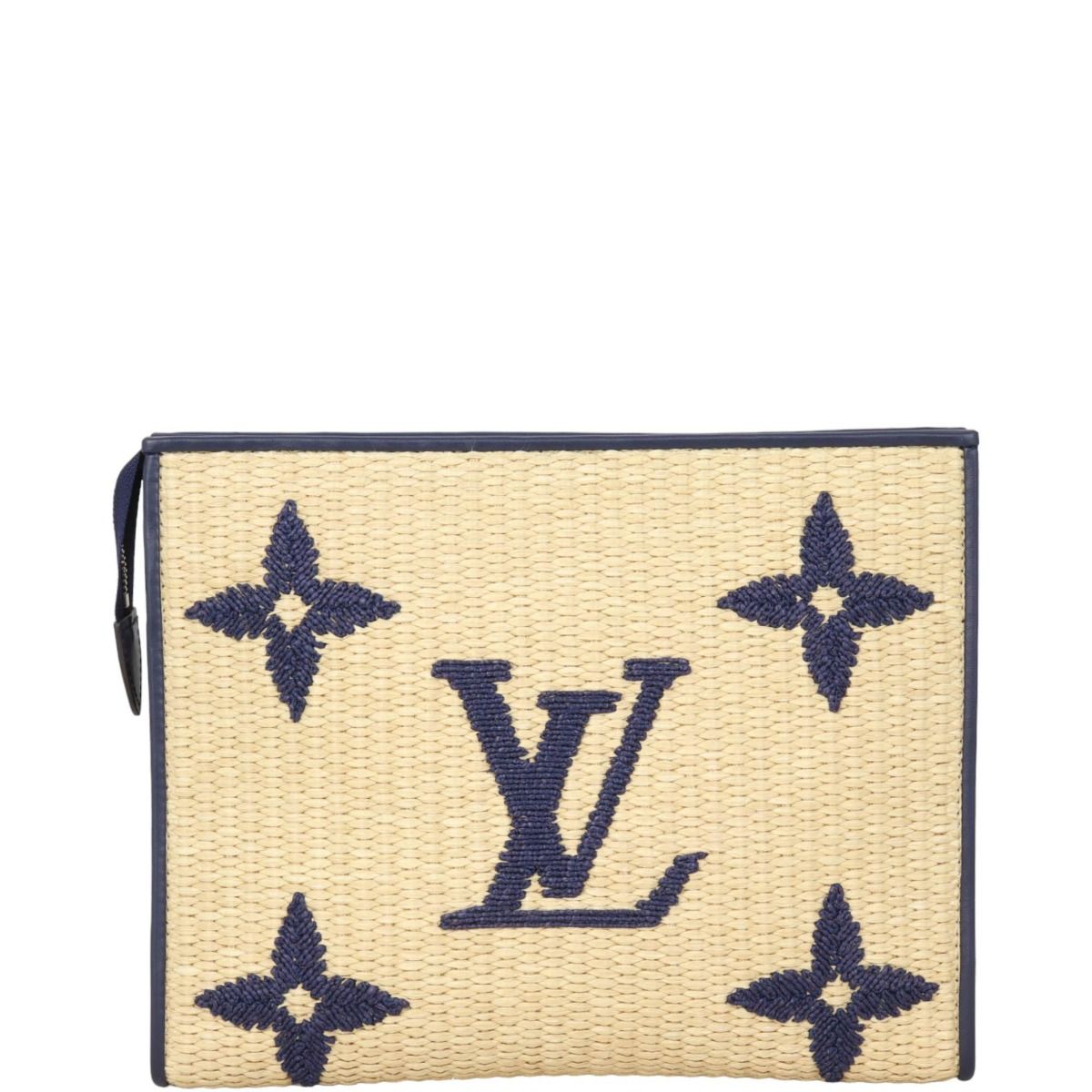 Louis vuitton toiletry pouch monogram giant 2025