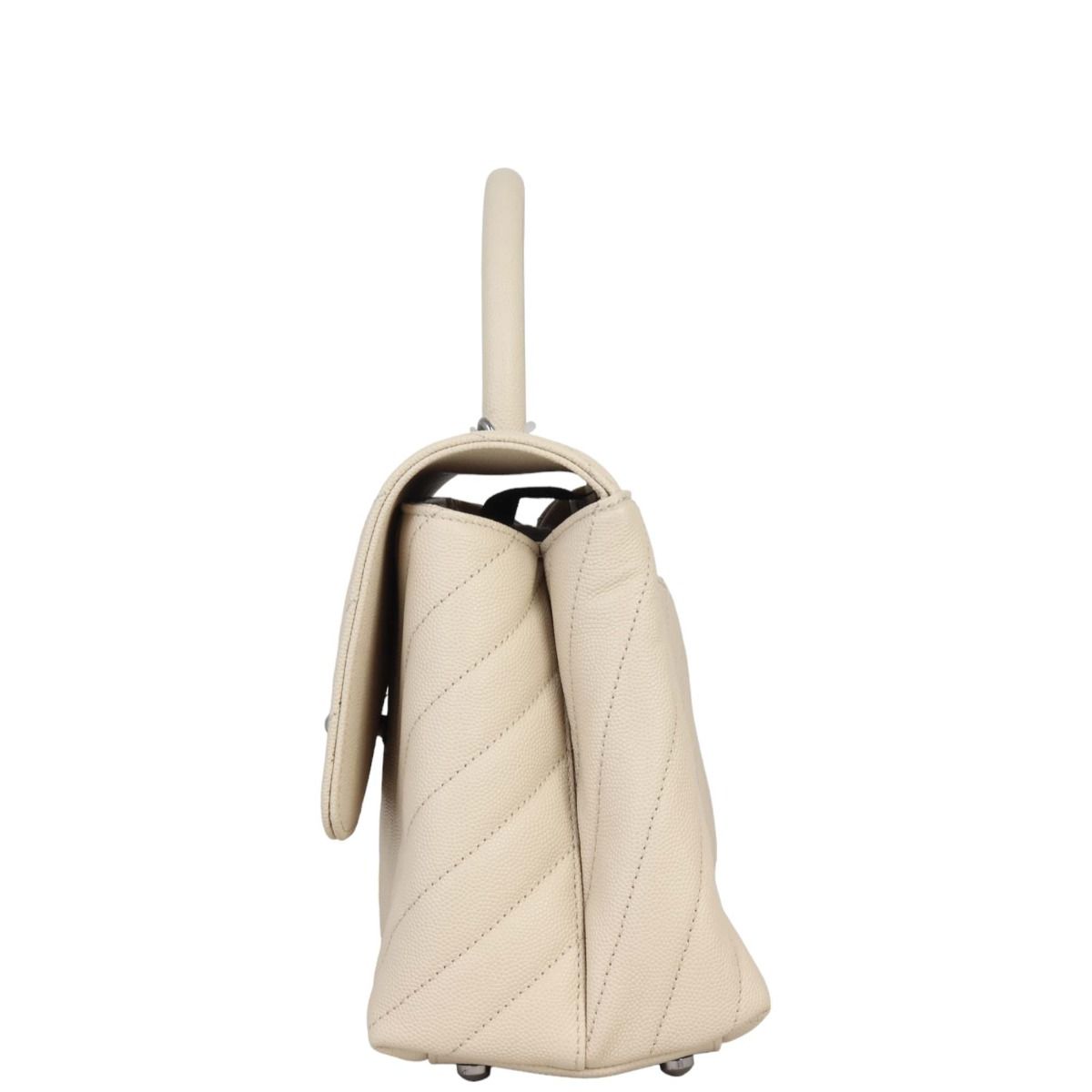 Chanel coco top handle discount medium