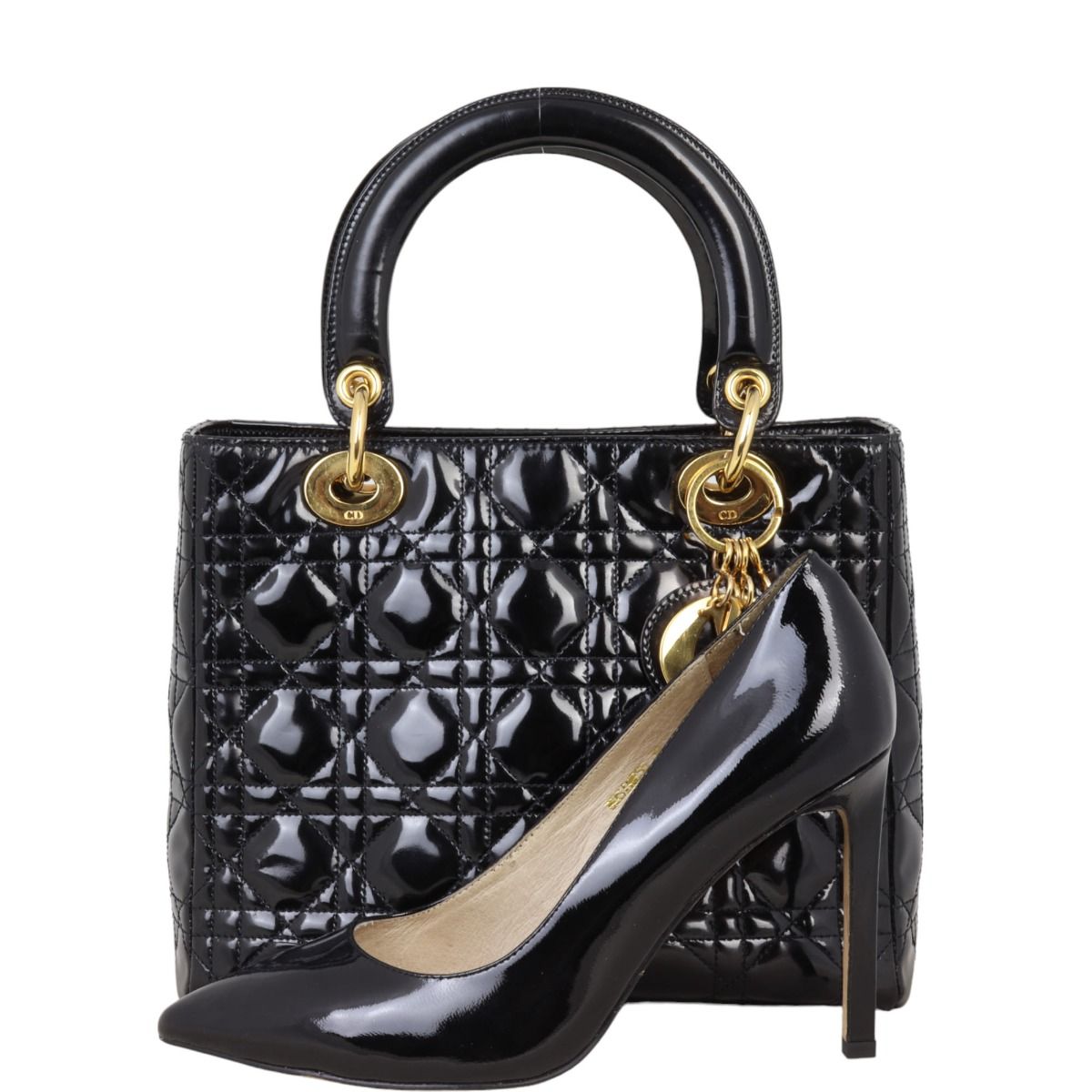 Lady dior medium patent black top