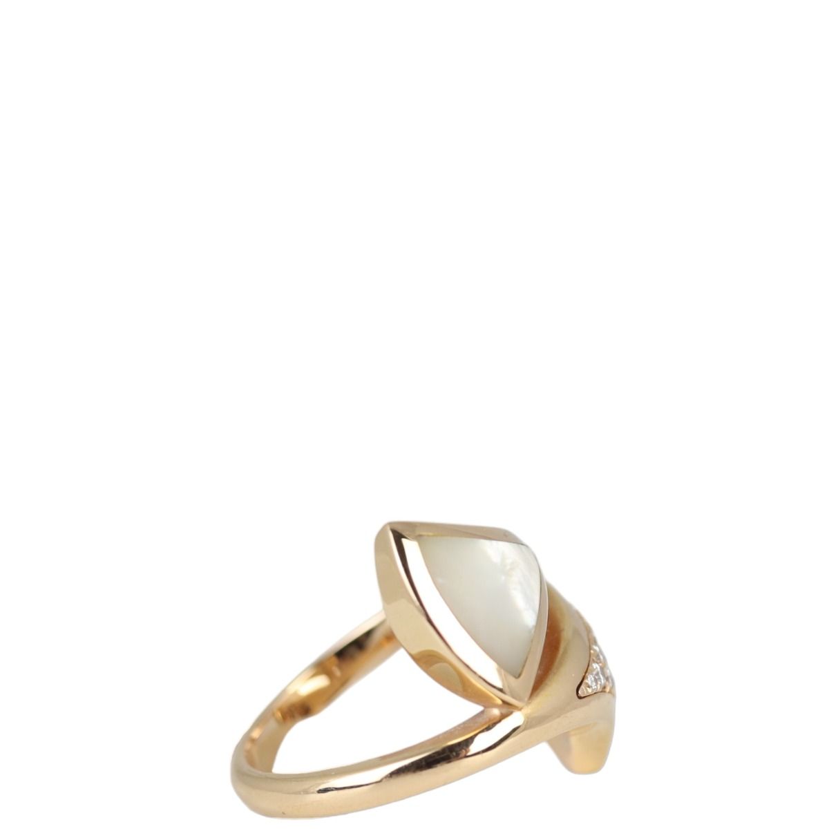 Bvlgari mother store of pearl ring