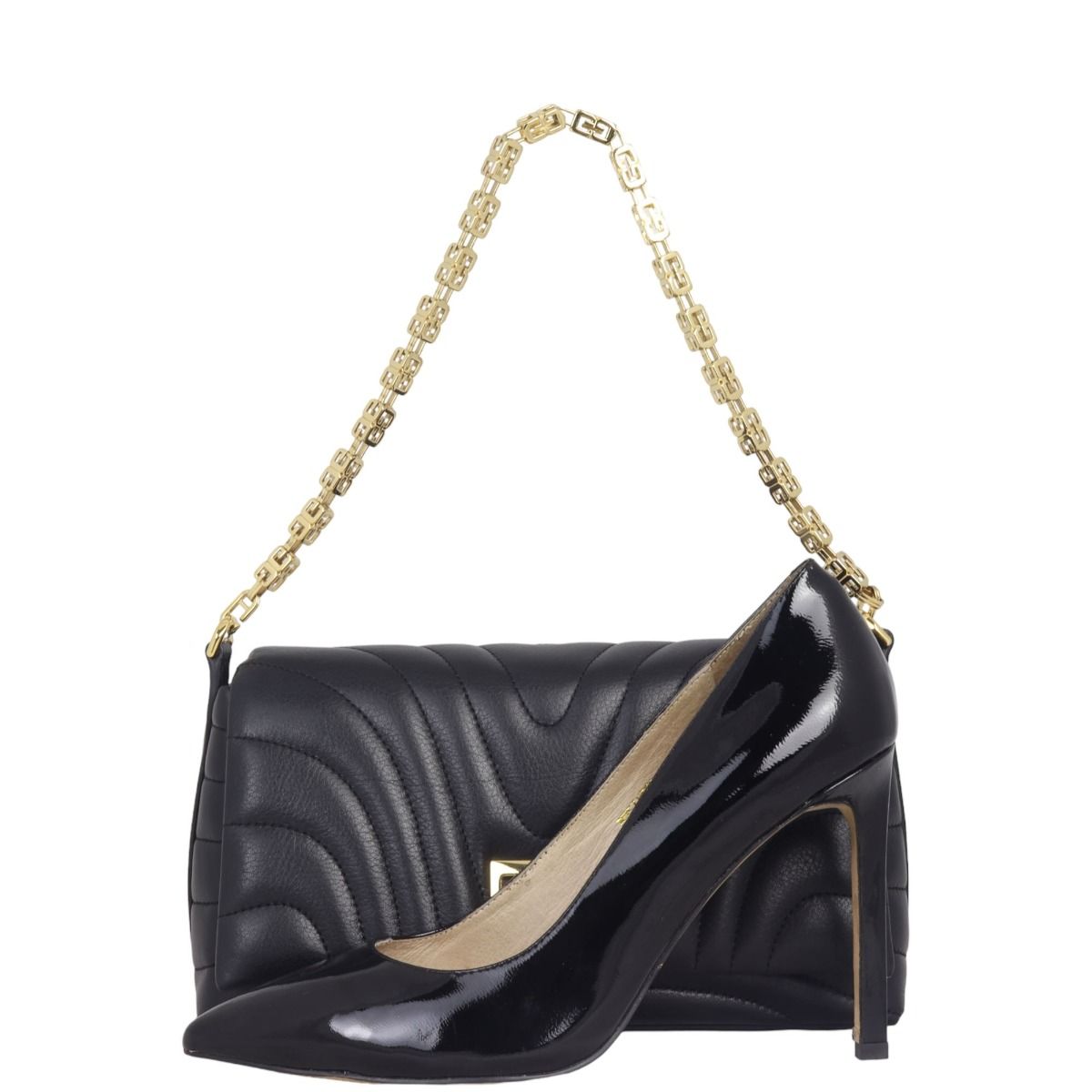トートバッグ GIVENCHY Black Leather Small 4G Soft Shoulder Bag Thoughts on the Givenchy 4G Soft Quilted Leather Bag? : r