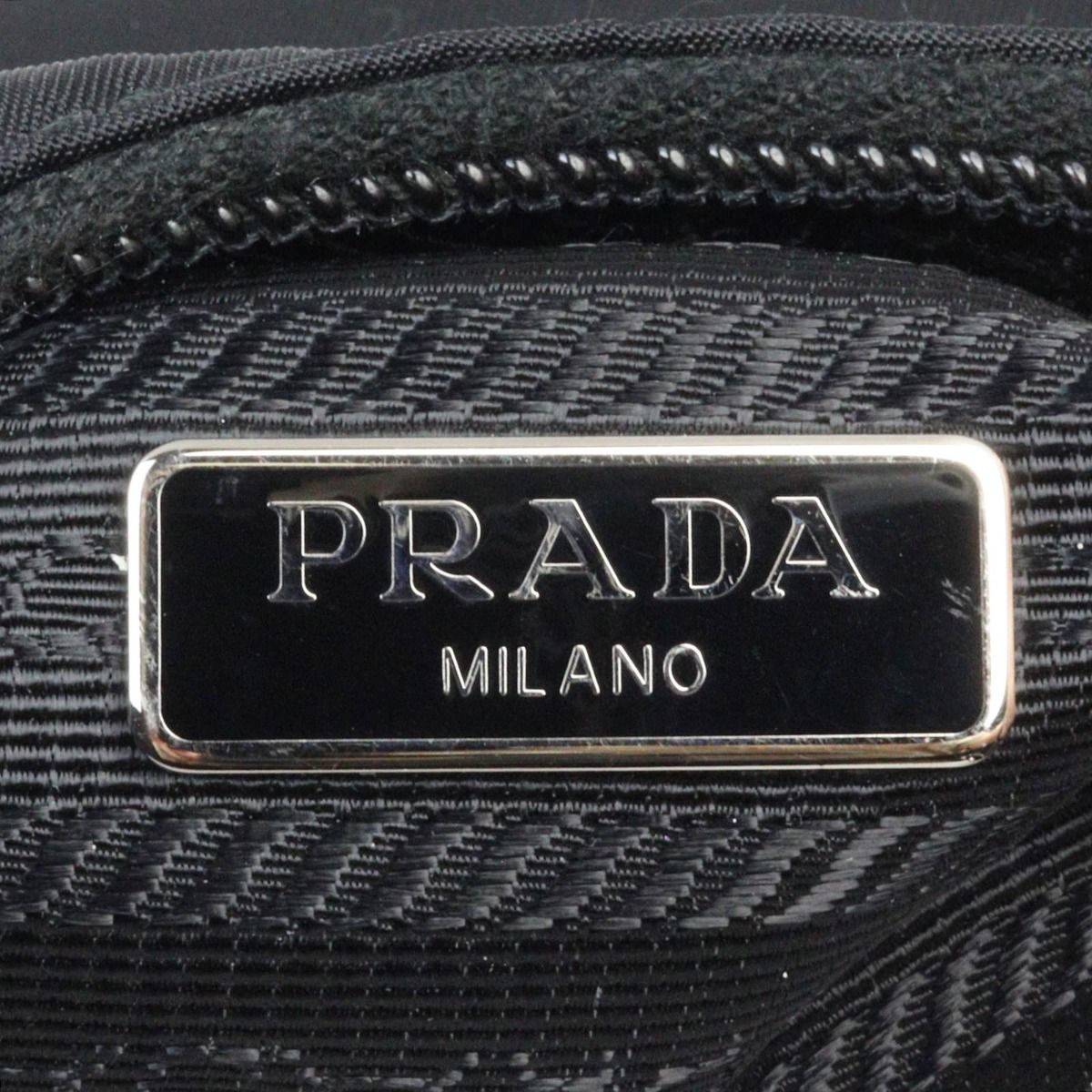 Prada Mini Tessuto Re Edition 2000 Baguette (SHG-dmUPtN) – LuxeDH