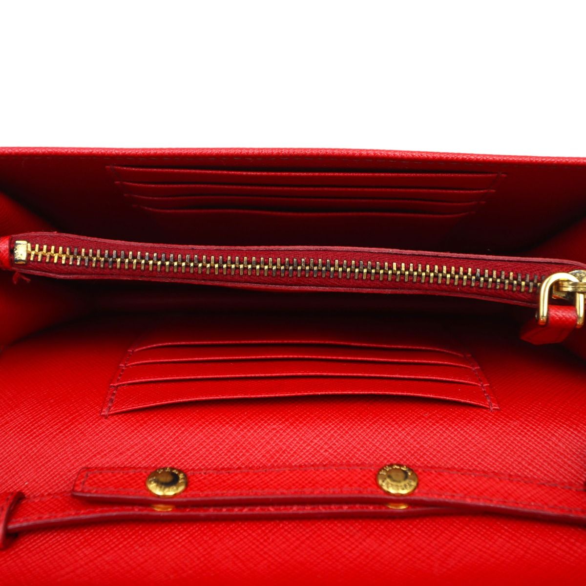 Prada wallet on chain red deals