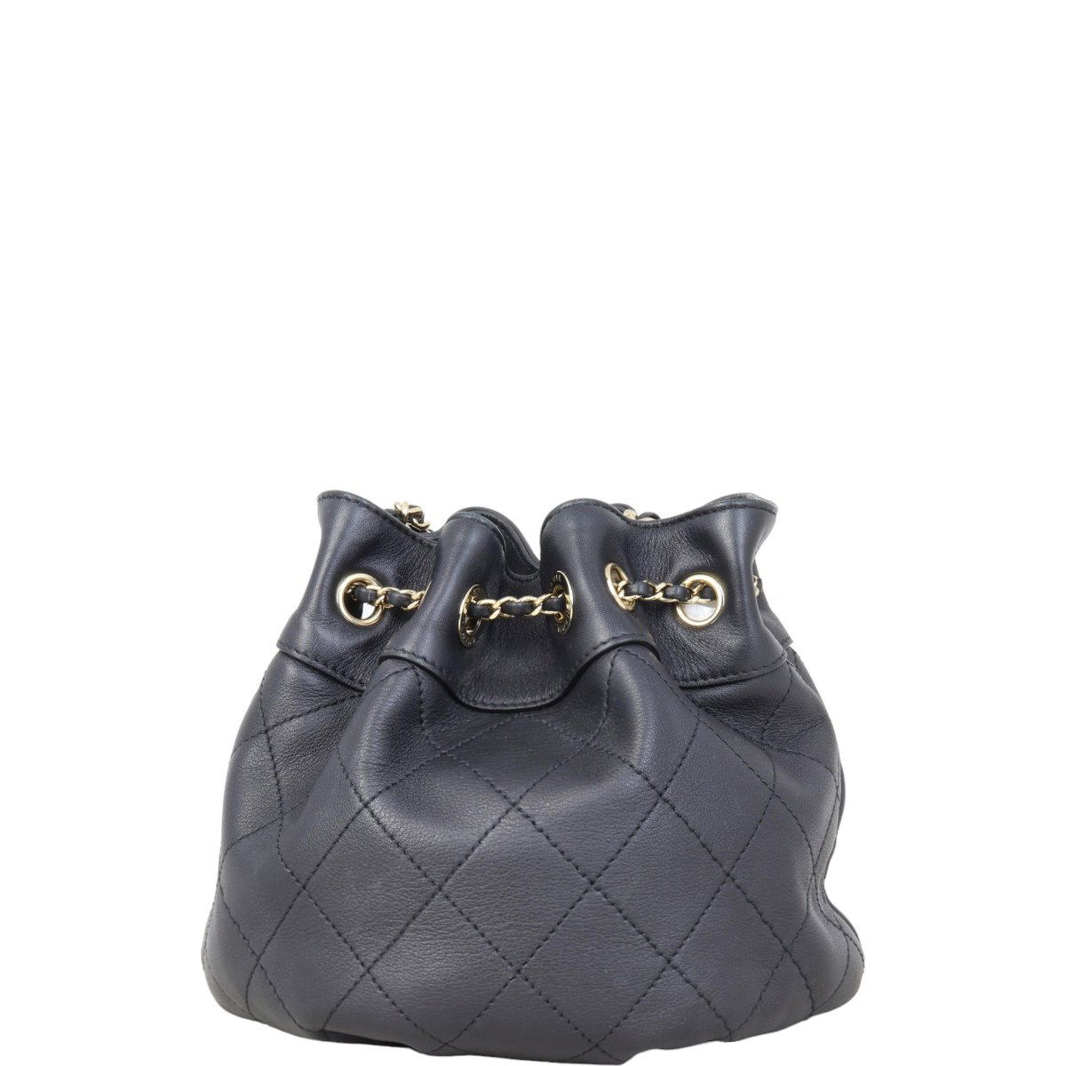 Chanel lambskin bucket bag deals