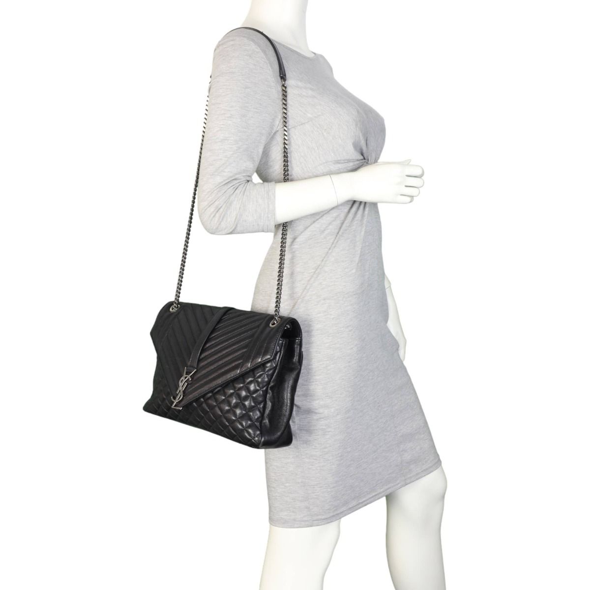 Ysl medium tri hotsell quilt envelope bag