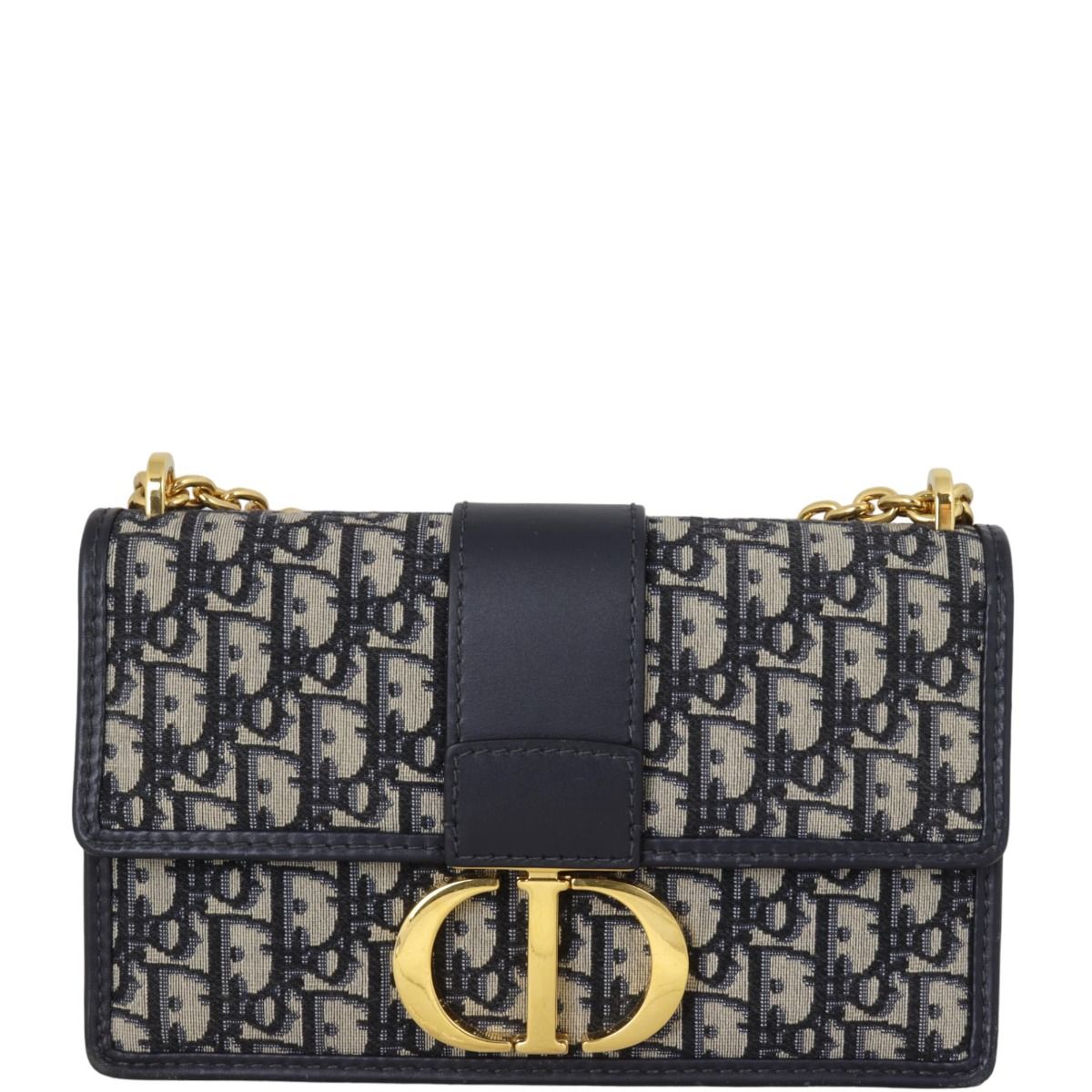 30 montaigne flap chain bag on sale